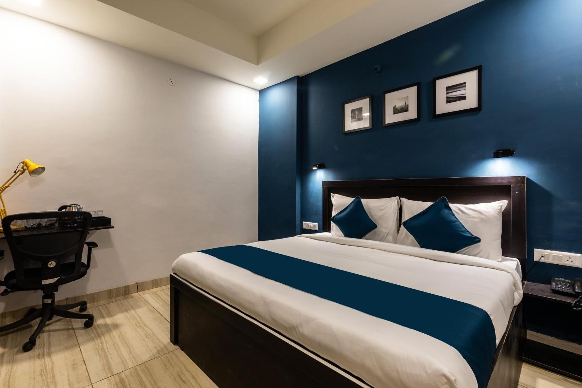 Silverkey Fusion Stays Indore Exterior photo