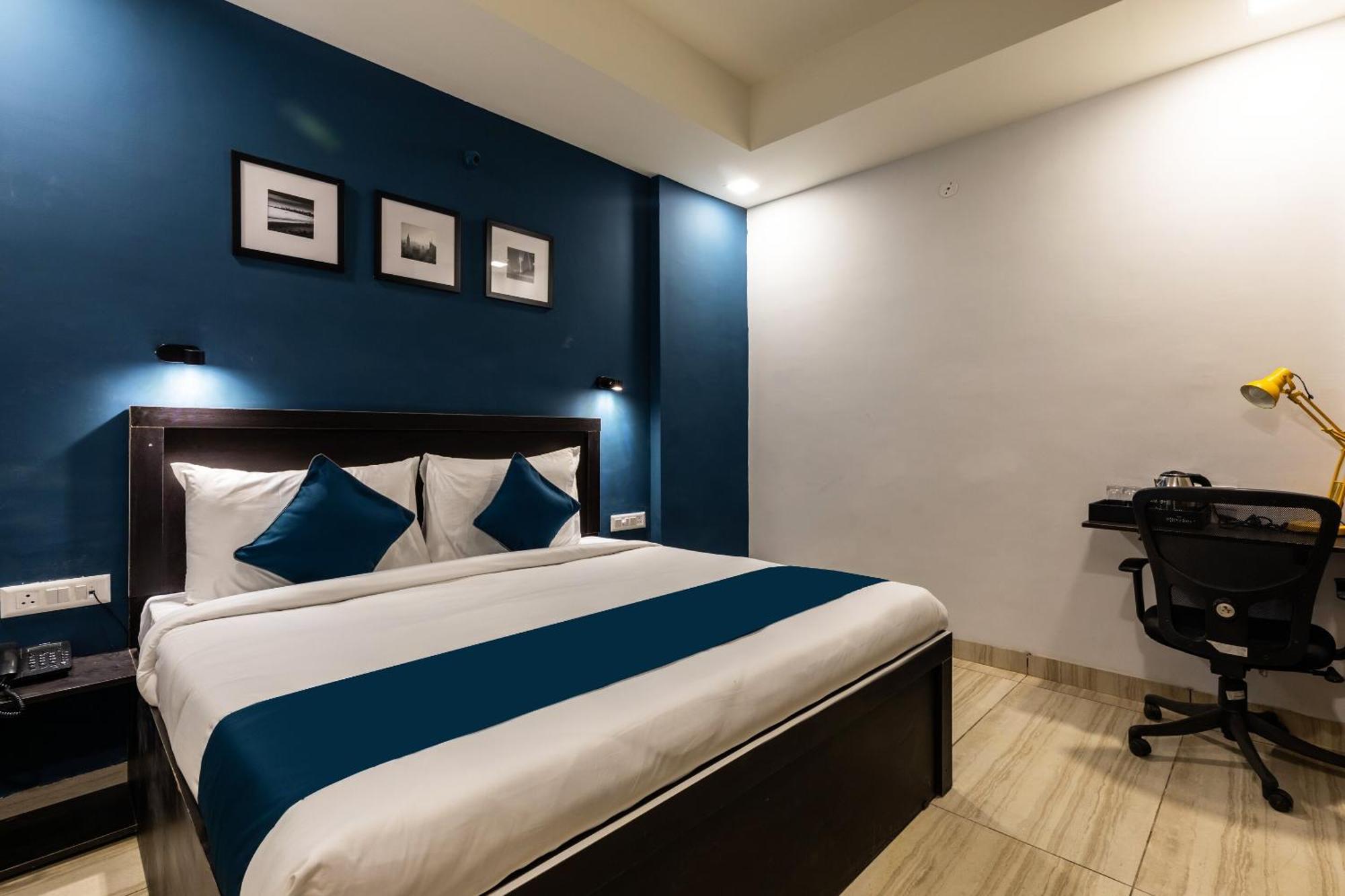 Silverkey Fusion Stays Indore Exterior photo