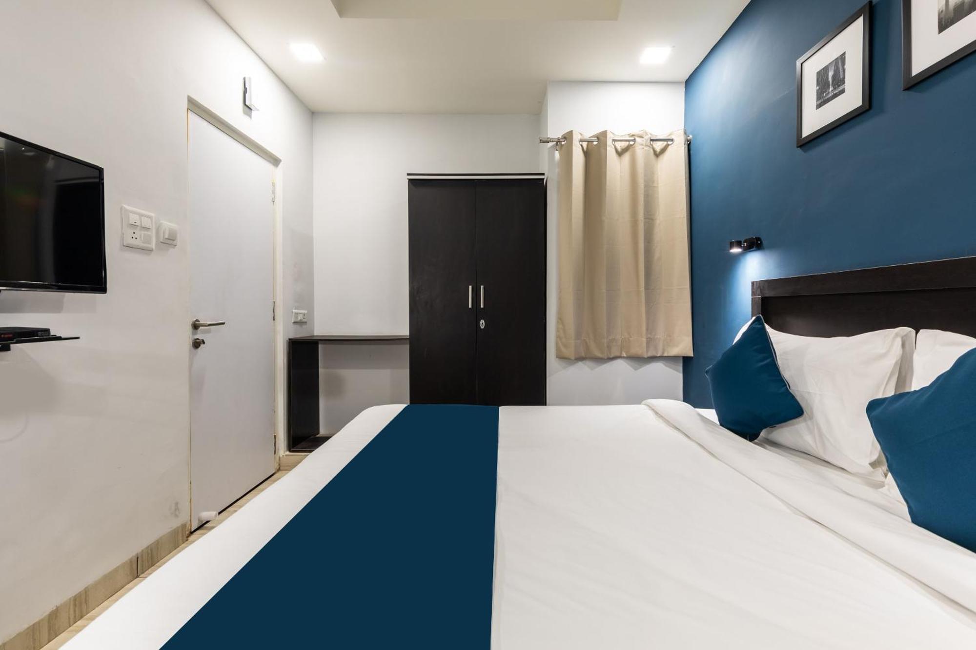Silverkey Fusion Stays Indore Exterior photo